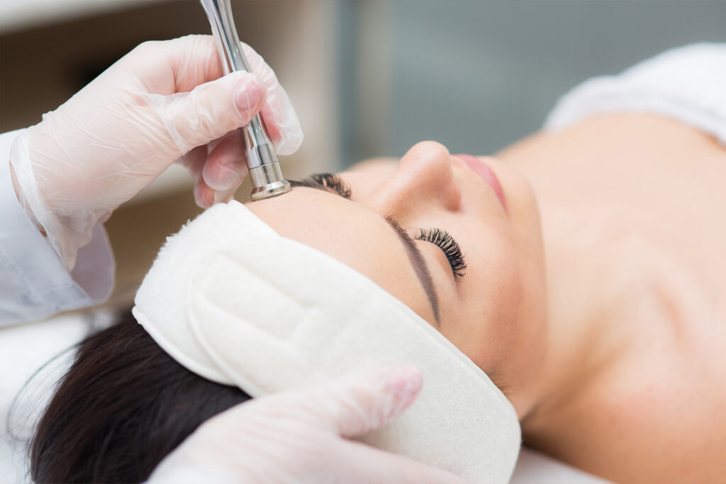 Microdermabrasion bei Tone Cosmetics in Zofingen